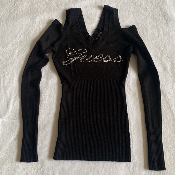 Women’s top long sleeve open shoulder size medium used good condition.  #5 - Picture 3 of 6